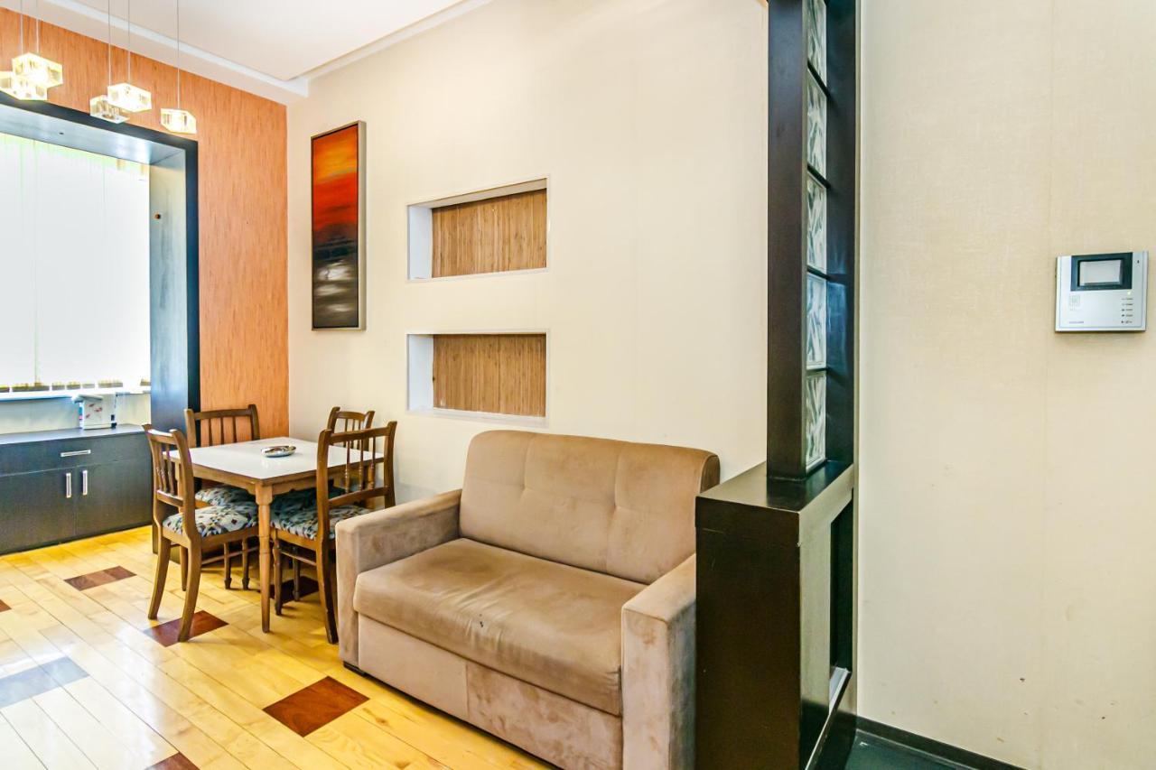 Lovely Sweet Apartment Baku Exterior photo