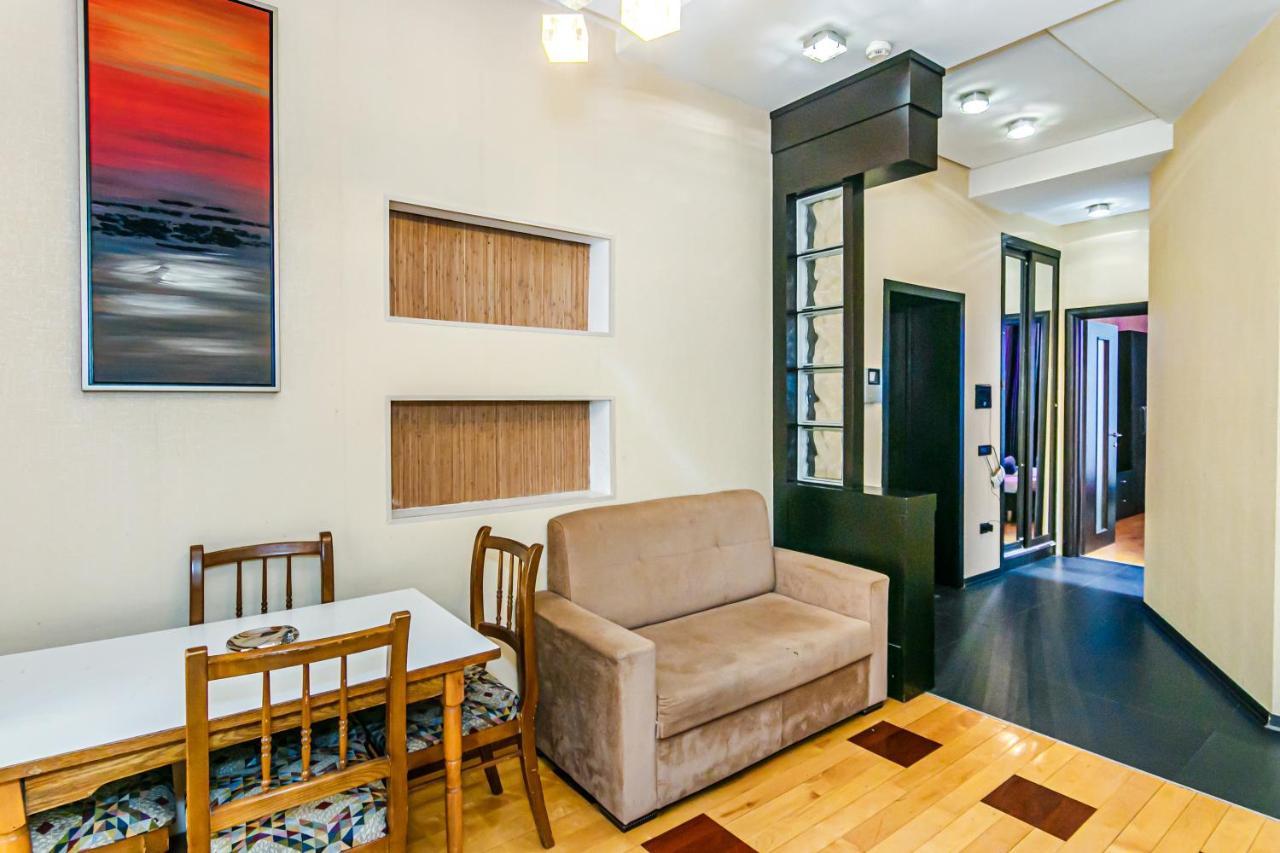 Lovely Sweet Apartment Baku Exterior photo